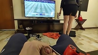 Mature Beauty Zarah Enjoys Anal Sex With Her Stepson