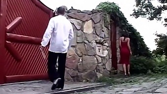 Orgie Adolescentă Într-O Casă Secretă Daneză