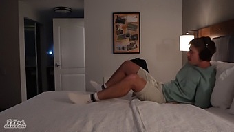 Redhead Gets A Room Mix Up And Ends Up Having Sex With A Stranger.